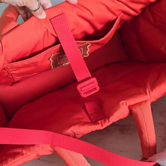 NWT Coachtopia Loop Wavy Tote In Sun Orange